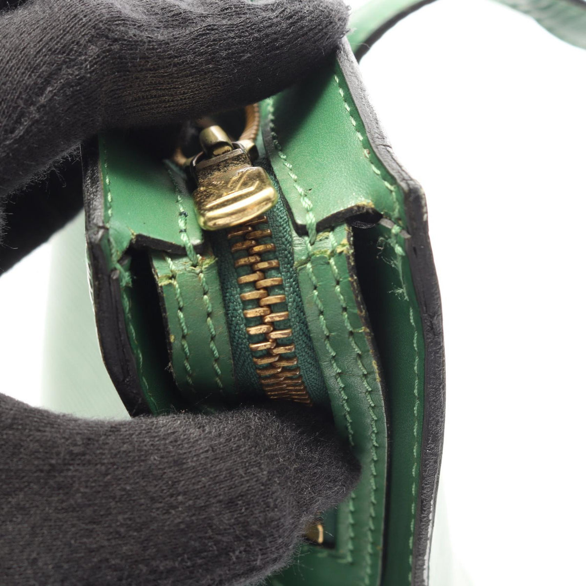 LOUIS VUITTON Saint Jacques Epi Bag Green