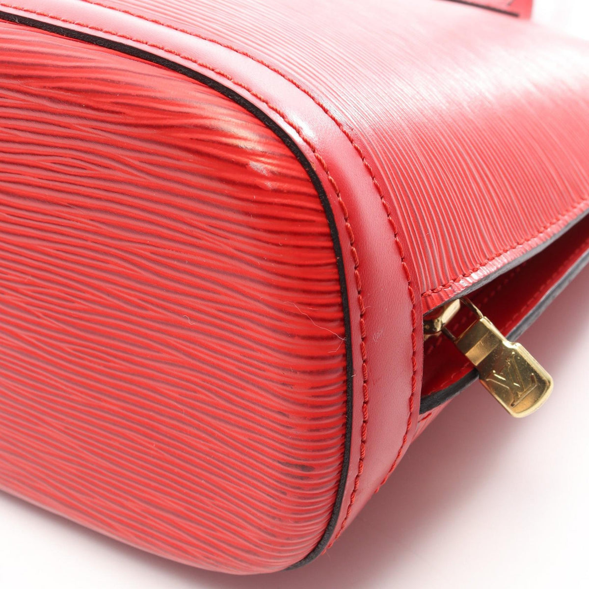 LOUIS VUITTON Lussac Epi Shoulder Bag