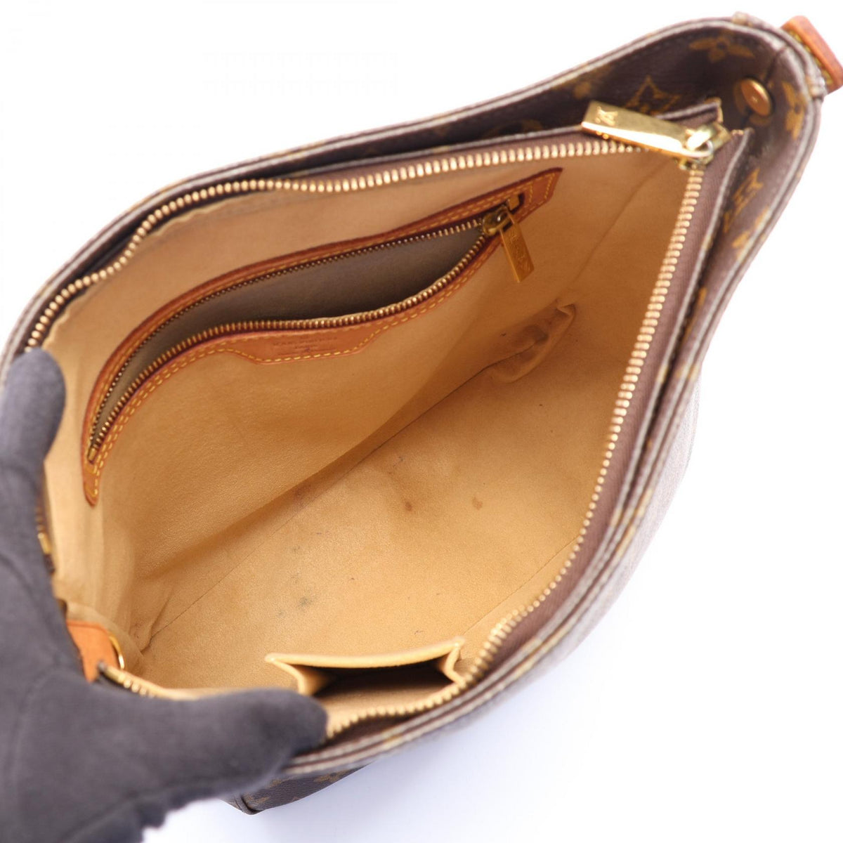 LOUIS VUITTON Looping GM Shoulder Bag