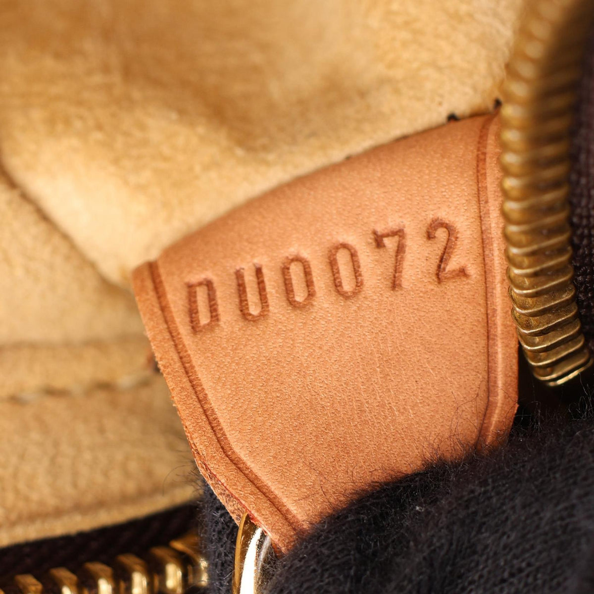 LOUIS VUITTON Looping GM Shoulder Bag