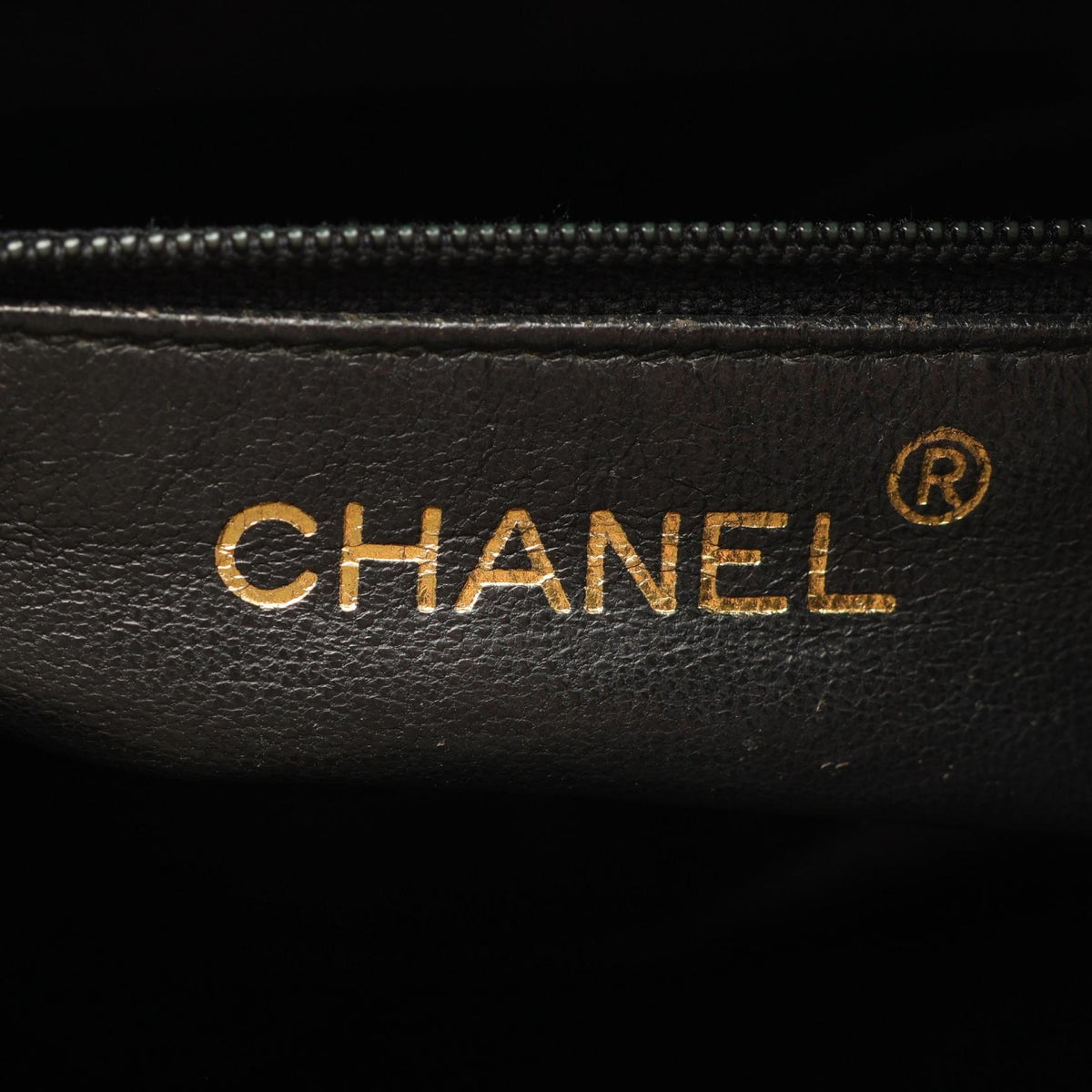 CHANEL Caviar Skin Diamond Shoulder Bag