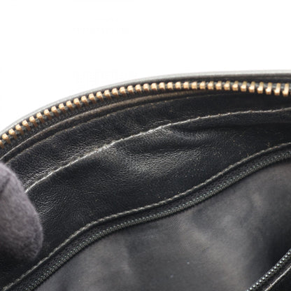 CHANEL Caviar Skin Diamond Shoulder Bag