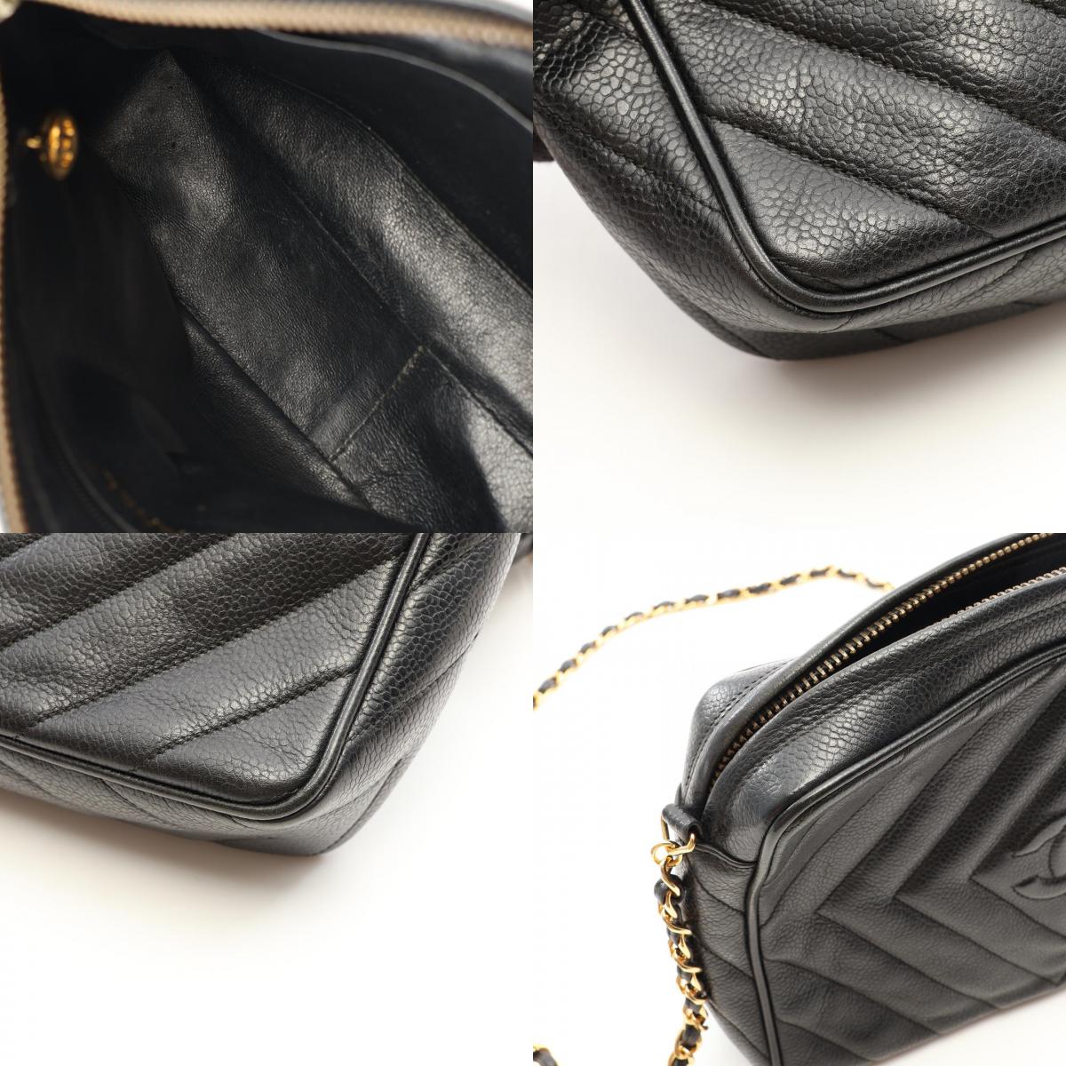 CHANEL Caviar Skin Diamond Shoulder Bag