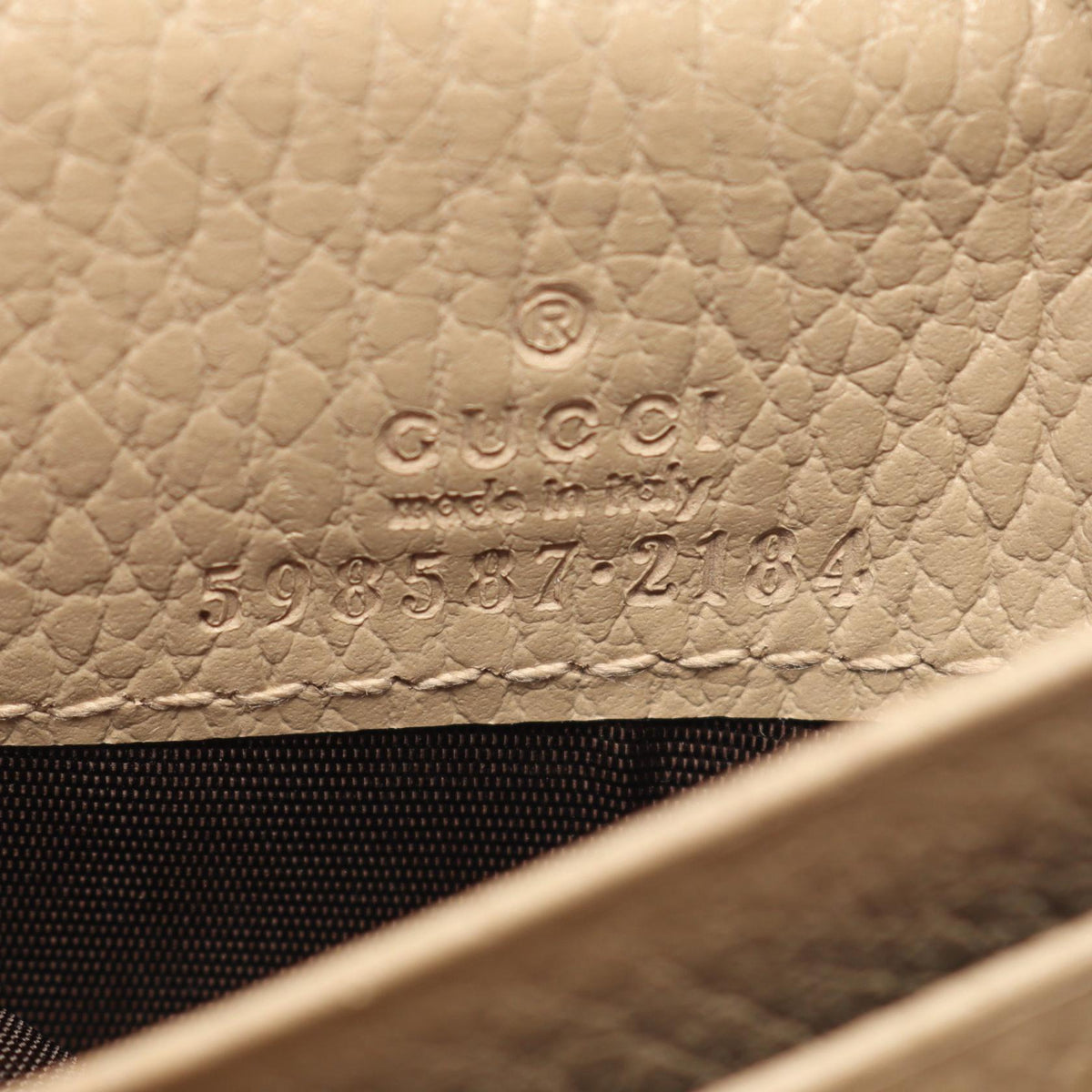 GUCCI GG Marmont Bi-Fold Beige Leather Wallet