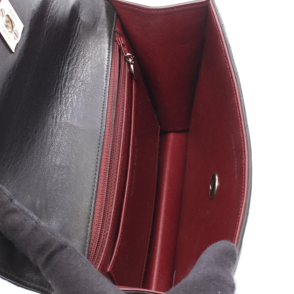 CHANEL Matelasse Lambskin Shoulder Bag Black