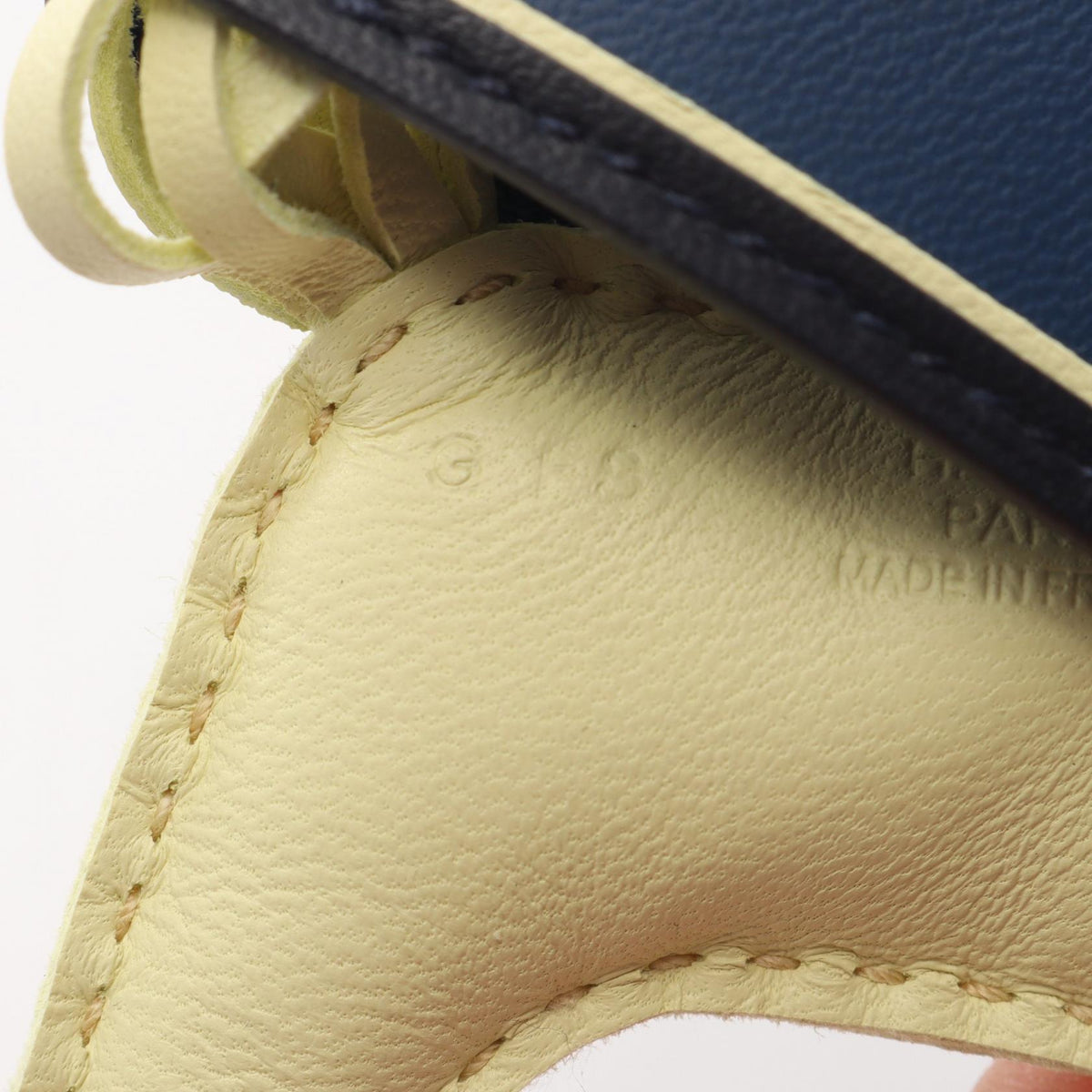 HERMES Rodeo PM Jaune Milton Nuit Charm