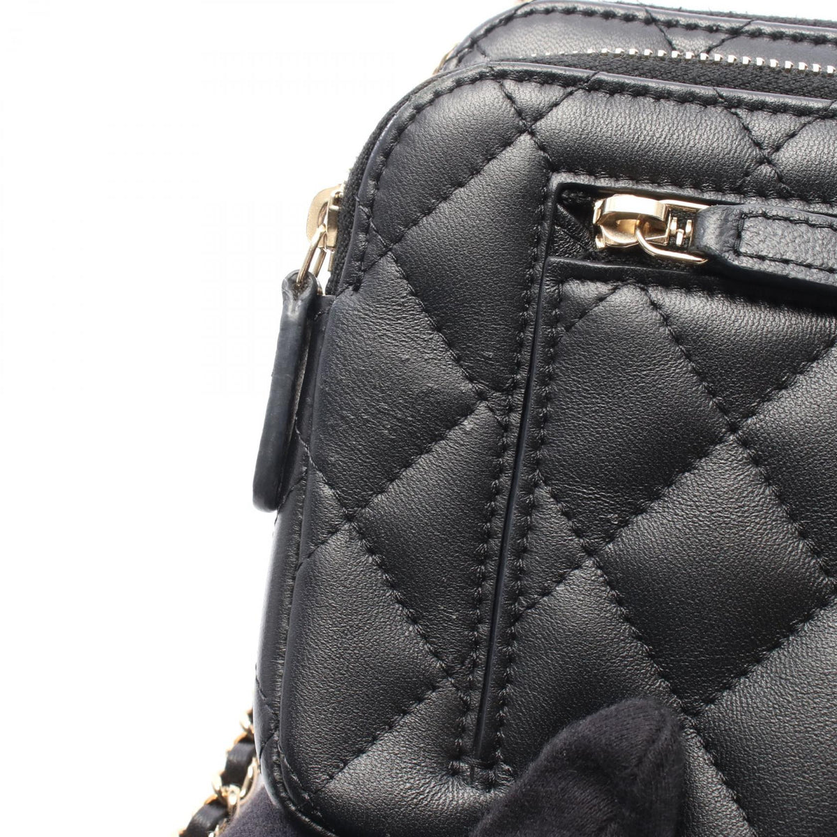 CHANEL Matelasse Chain Wallet Lambskin Bag