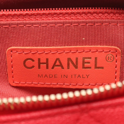 CHANEL Matelasse Caviar Skin Bag Red
