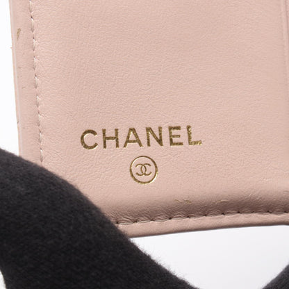 CHANEL Matelasse Small Bi-Fold Skin Wallet