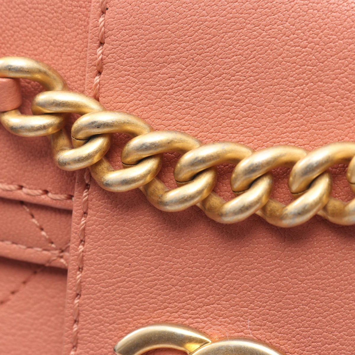 CHANEL Matelasse Leather Shoulder Bag Pink