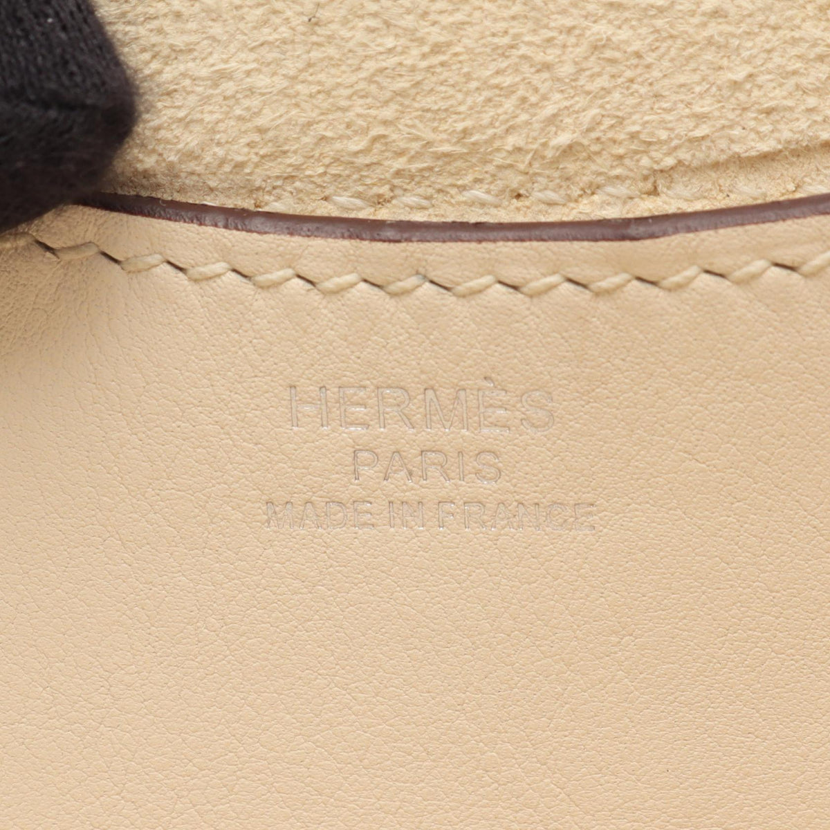 HERMES In The Loop 18 Nata Handle Bag