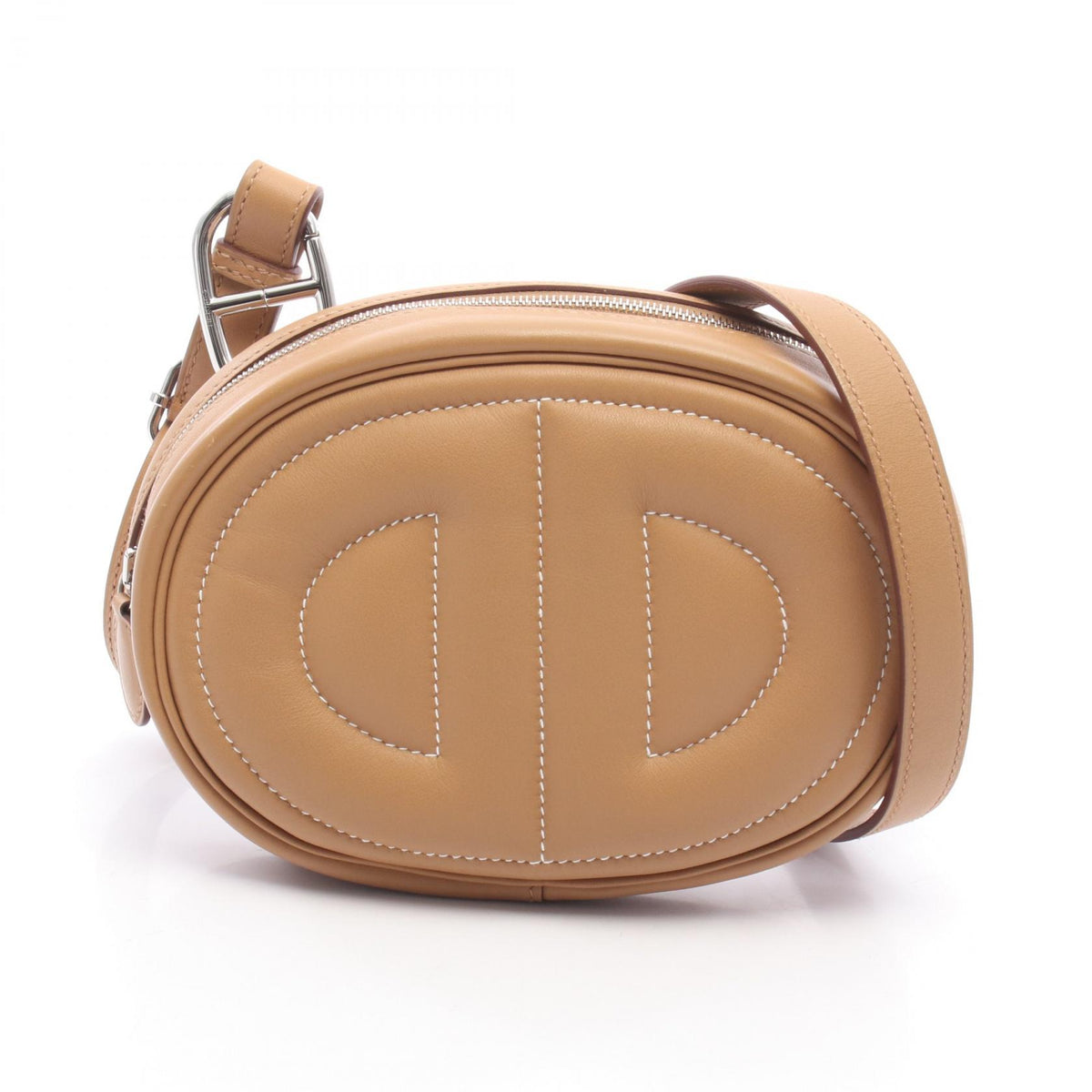 HERMES In-the-Loop Verso Veau Bag Sesame