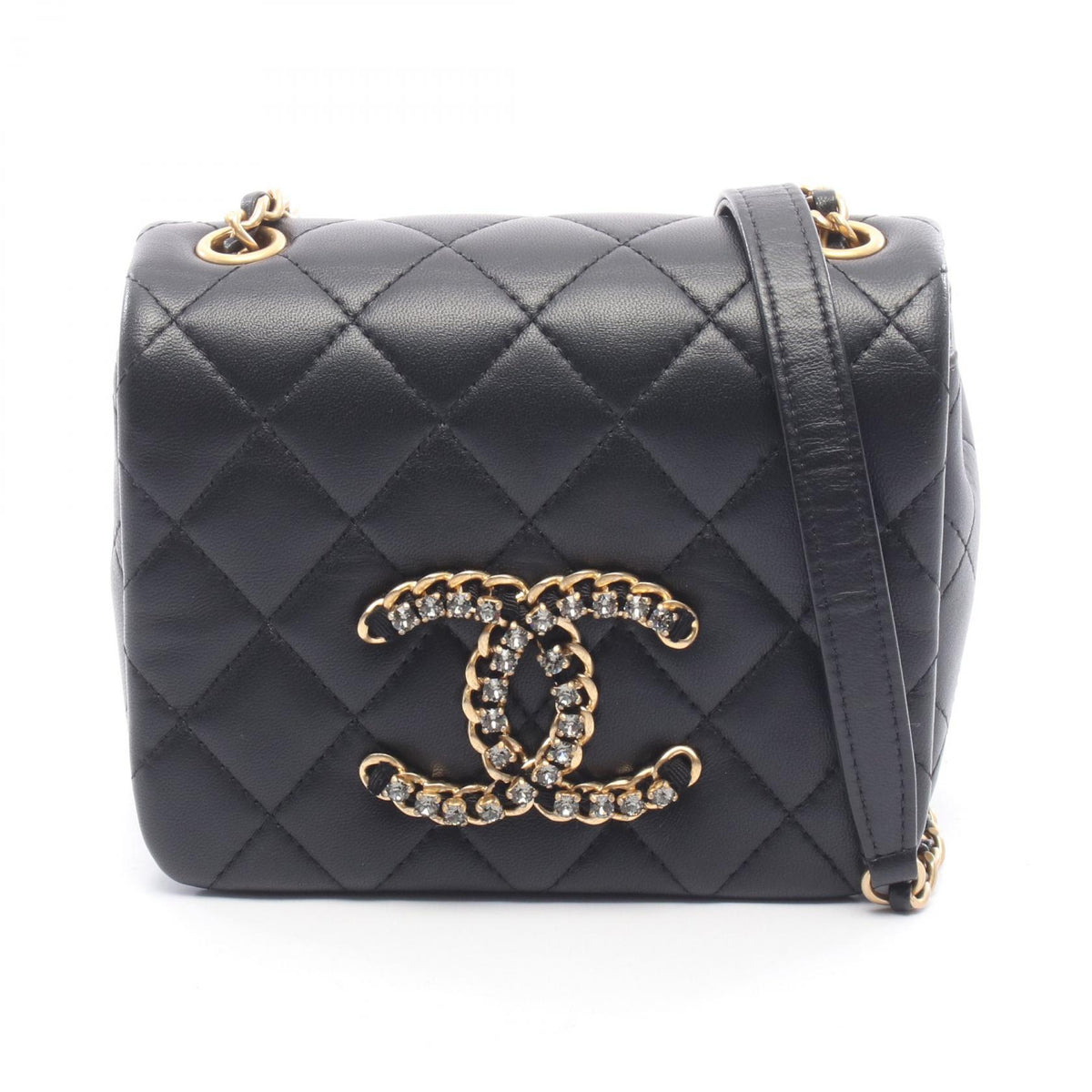 CHANEL Matelasse Lambskin Shoulder Bag