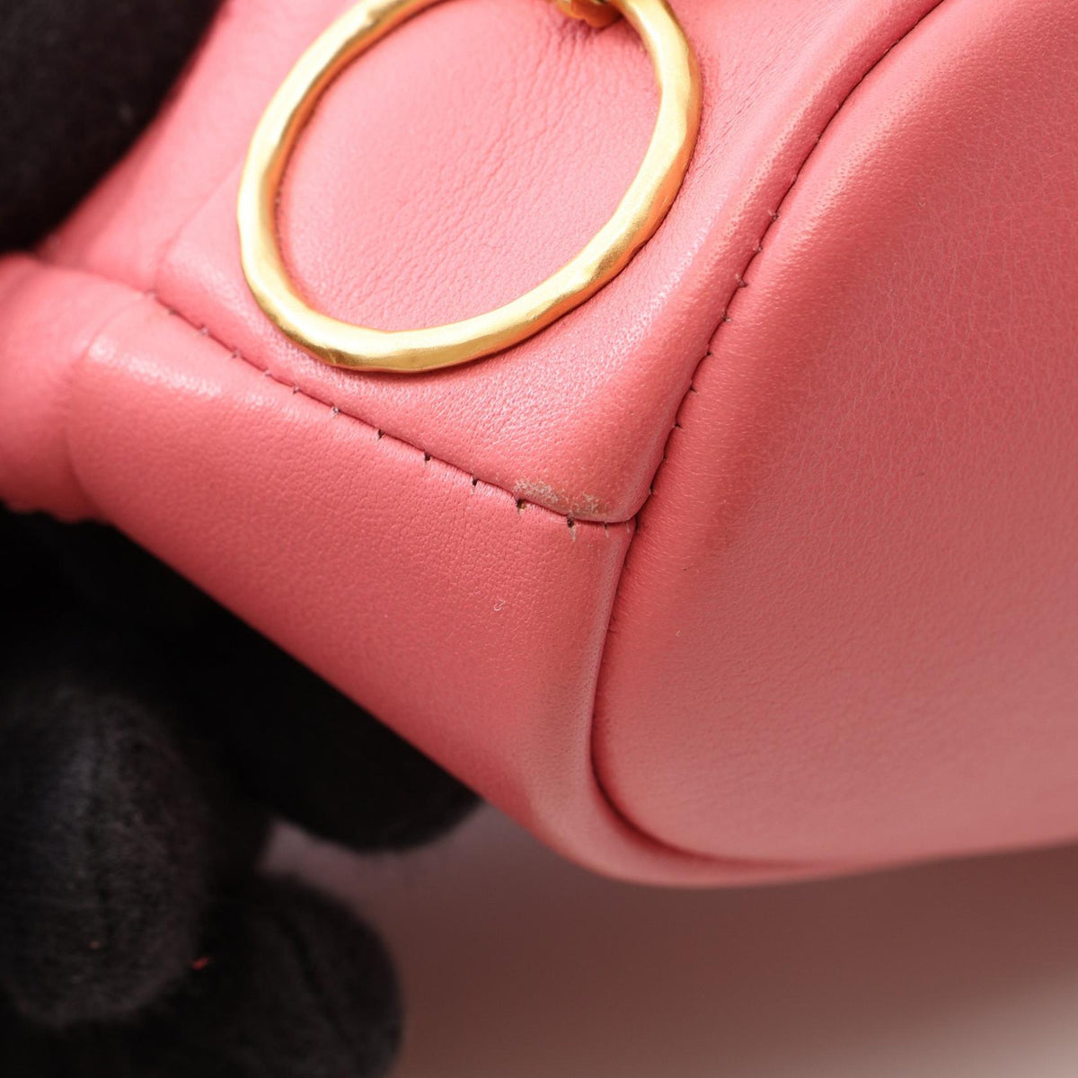 CHANEL Matelasse Lambskin Bag Pink