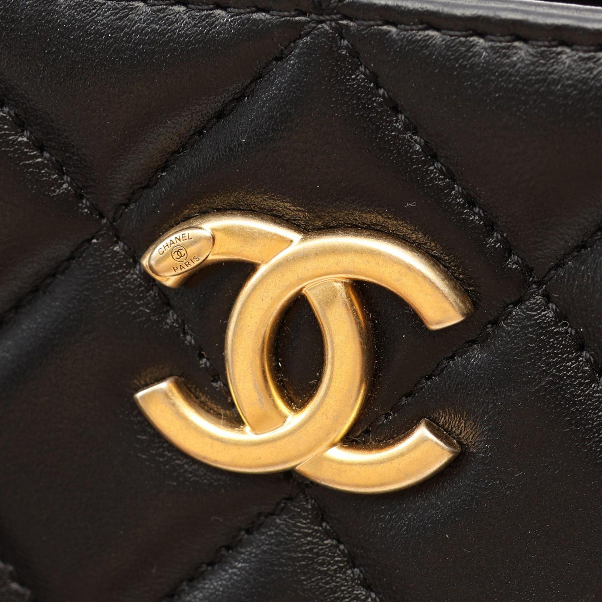 CHANEL Matelasse Vanity Lambskin Bag Black