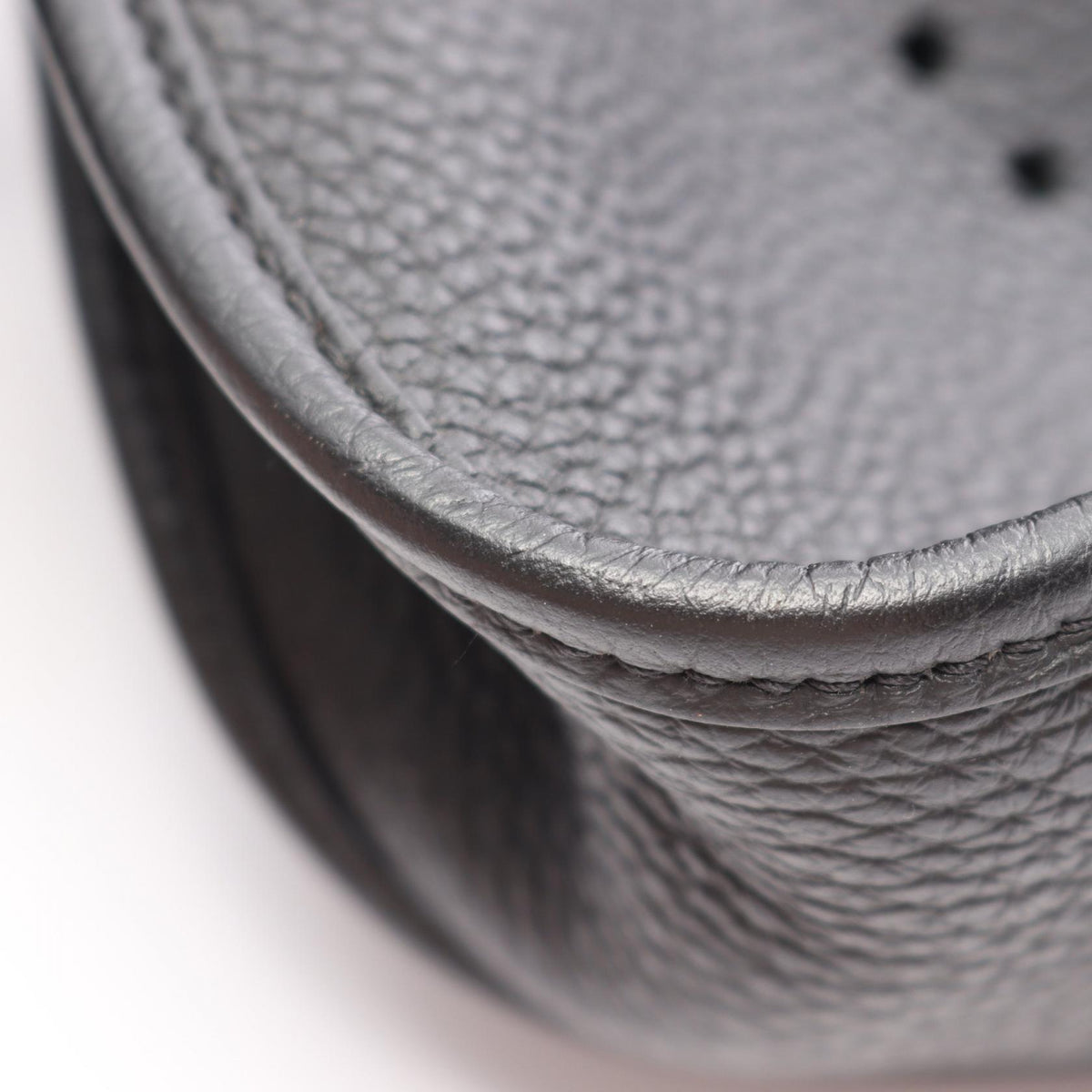 HERMES Evelyne 3 PM Taurillon Bag Black