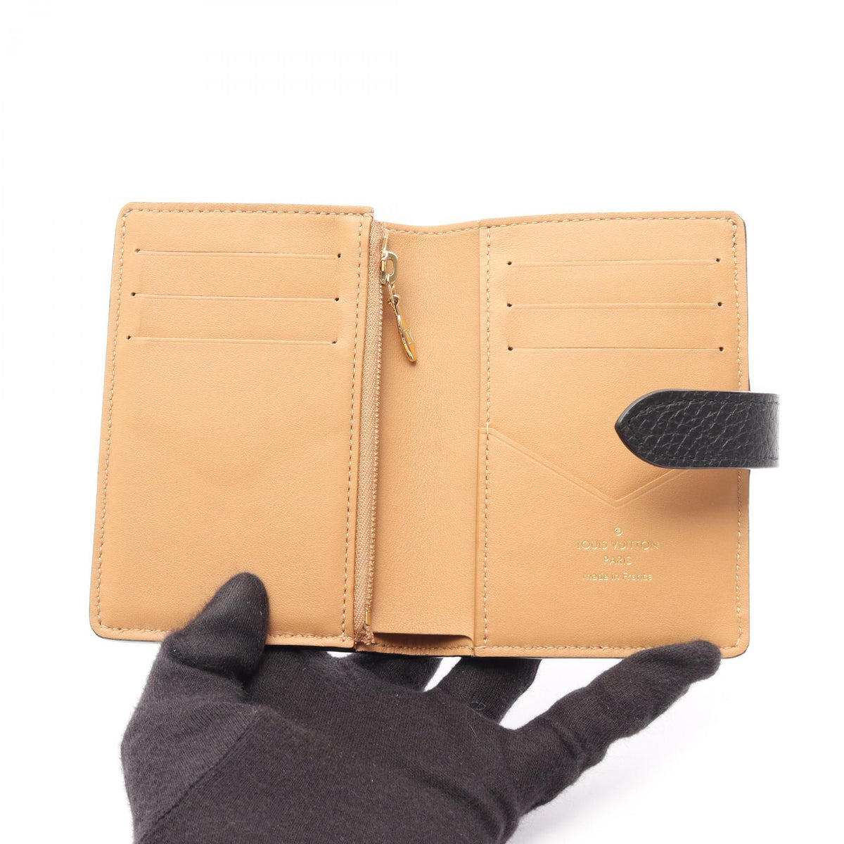 LOUIS VUITTON LV Taurillon Wallet Black