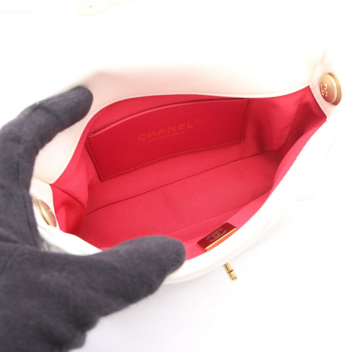 CHANEL Matelasse Heart Lock Bag White