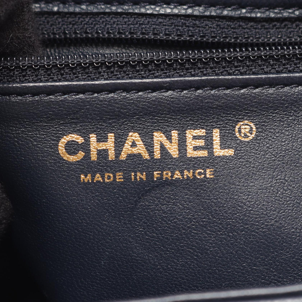 CHANEL Matelasse Caviar Skin Shoulder Bag Blue