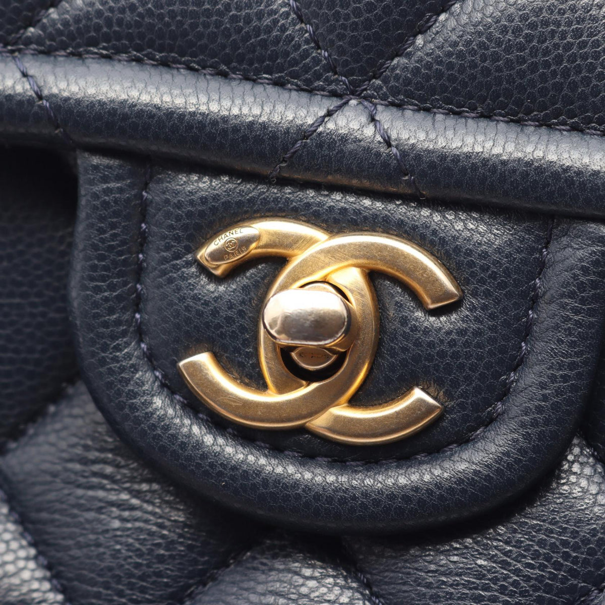 CHANEL Matelasse Caviar Skin Shoulder Bag Blue