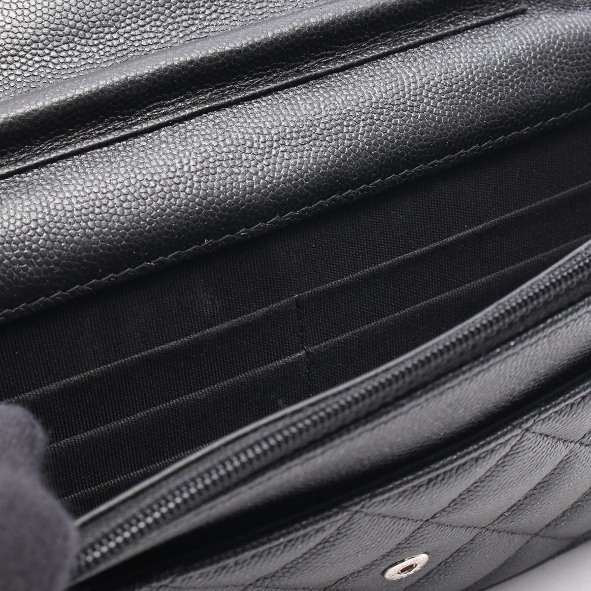 CHANEL Matelassé Caviar Skin Bag Black