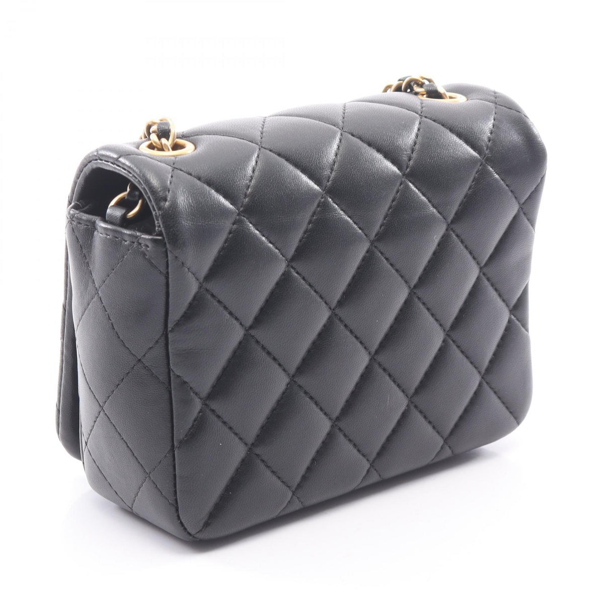 CHANEL Matelasse Shoulder Lambskin Black Shoulder Bag