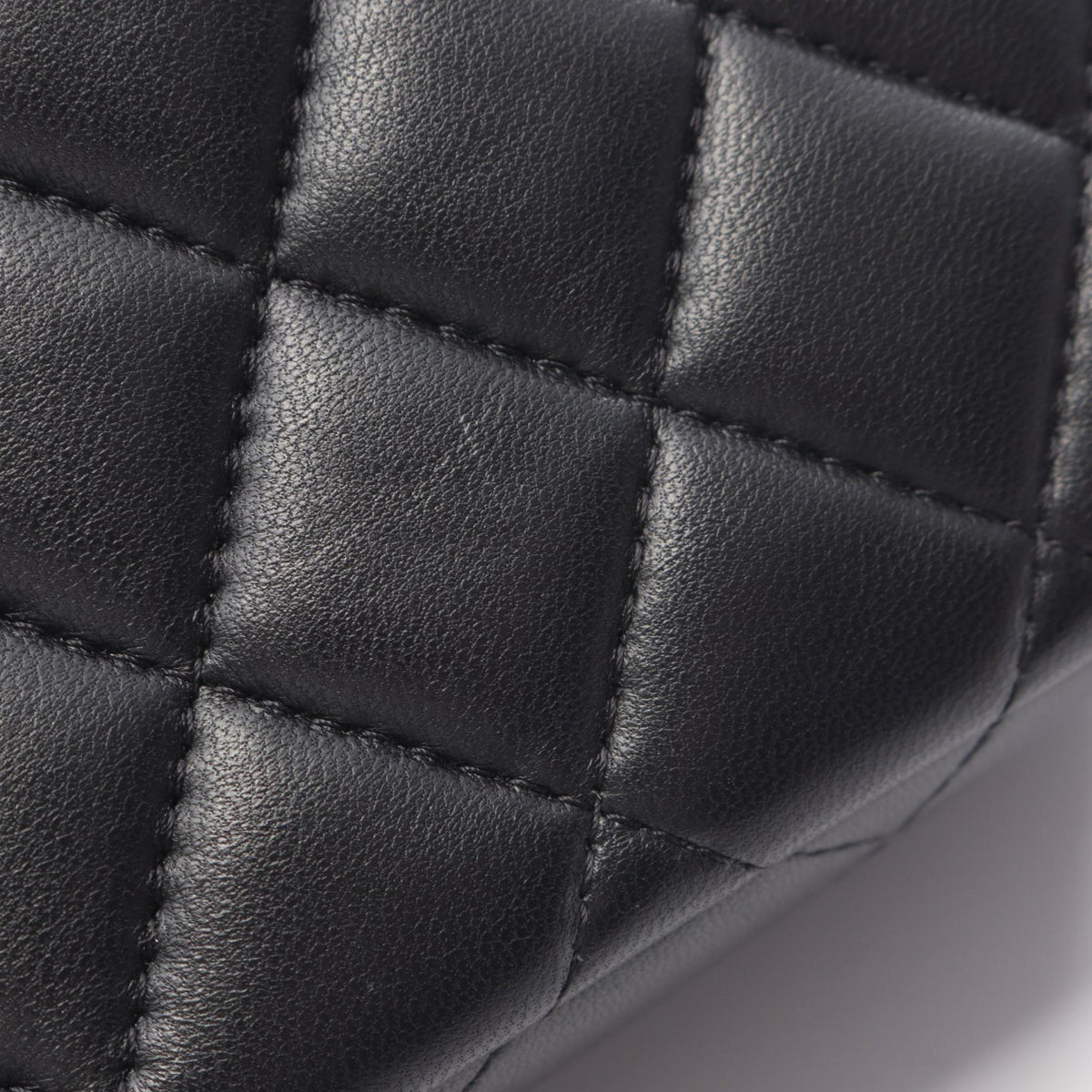 CHANEL Matelasse Shoulder Lambskin Black Shoulder Bag