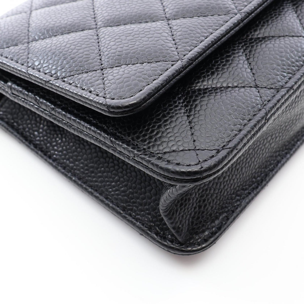 CHANEL Matelasse Caviar Skin Bag Black