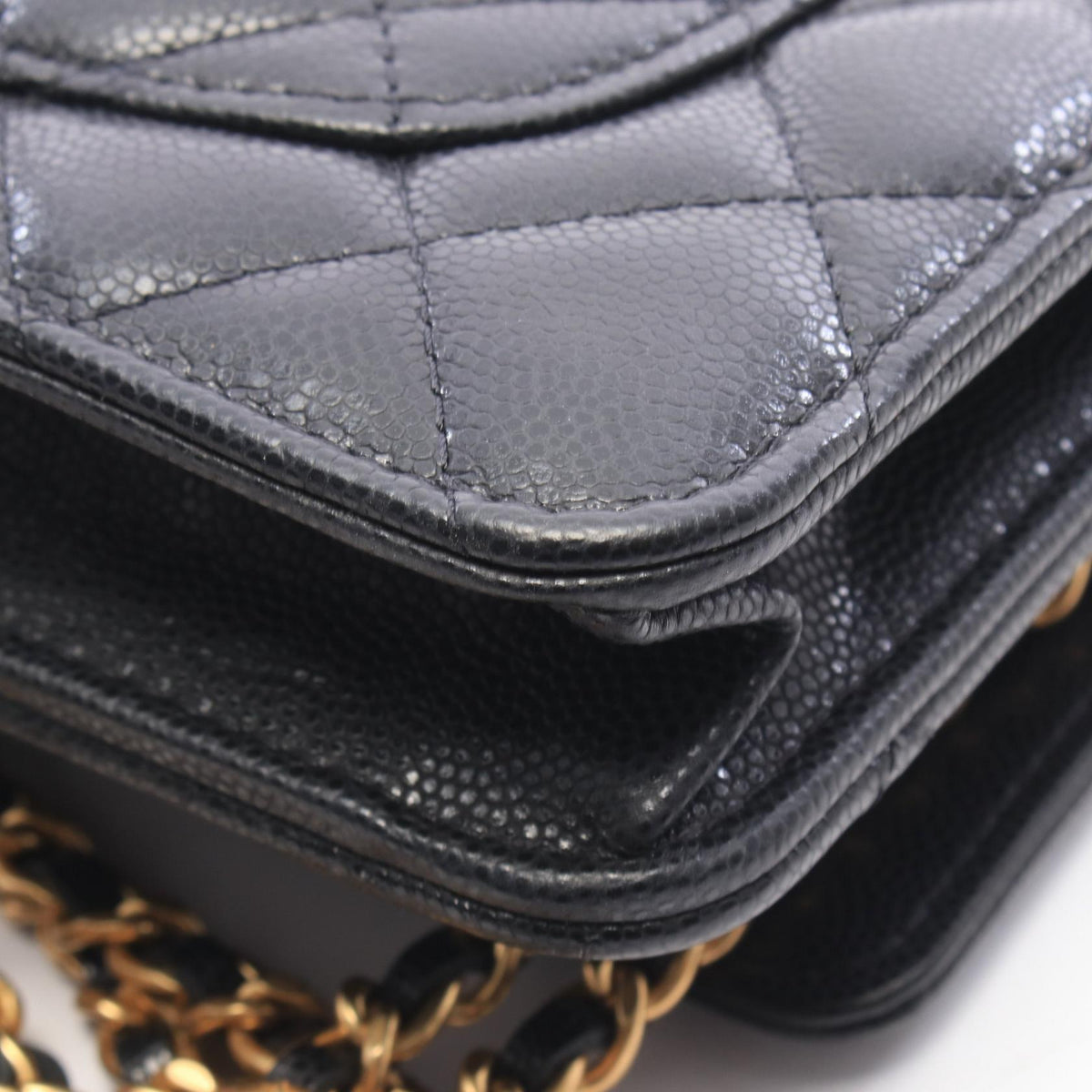 CHANEL Matelasse Caviar Skin Bag Black