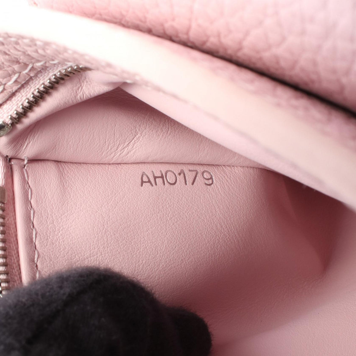 LOUIS VUITTON Capucines BB 2-Way Bag