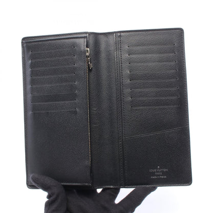 LOUIS VUITTON Portefeuille Brazza Taiga Leather Wallet Black