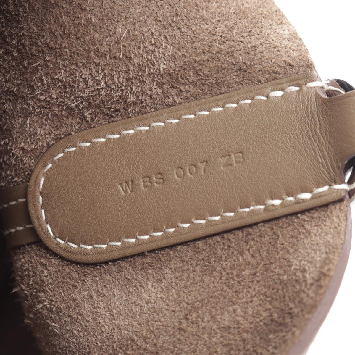 HERMES In The Loop 23 Etoupe Handle Bag