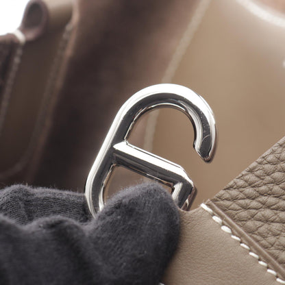 HERMES In The Loop 23 Etoupe Handle Bag