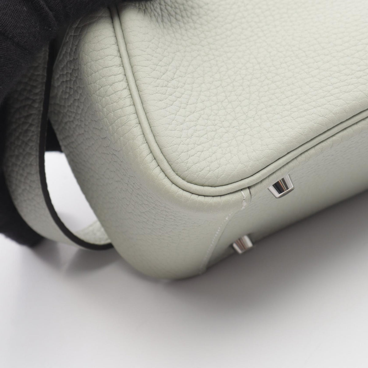 HERMES Lindy Mini Taurillon Shoulder Bag Gray