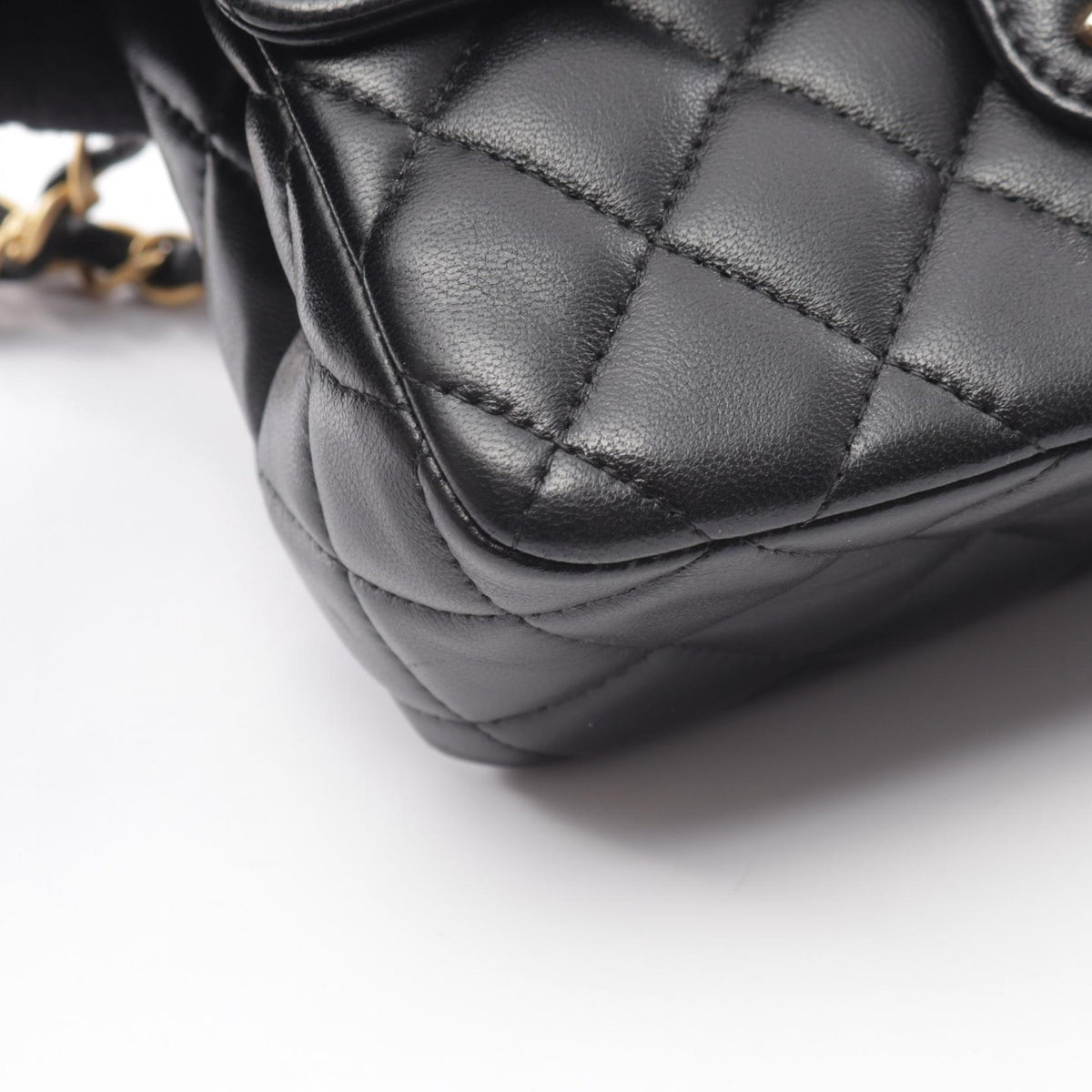 CHANEL Quilted Lambskin Shoulder Bag