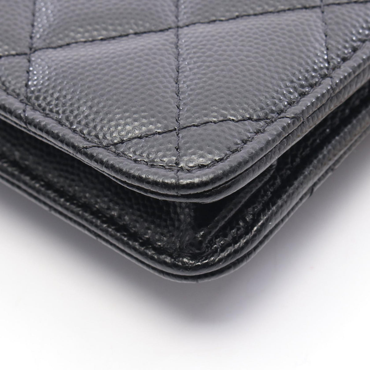 CHANEL Matelasse Caviar Skin Wallet Clutch