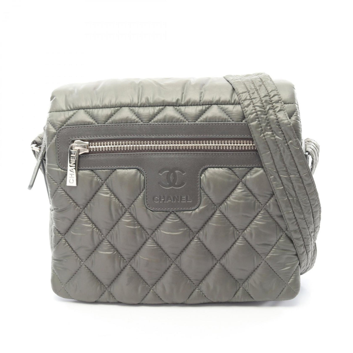 CHANEL Green Nylon Leather Messenger Bag