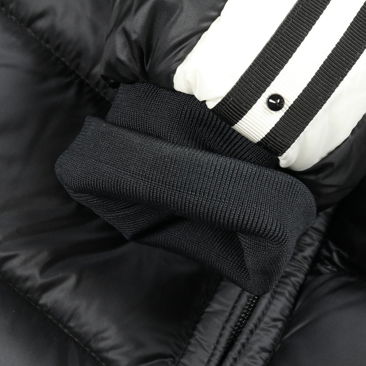 MONCLER STELLAIRE Nylon Down Coat Black Size 2