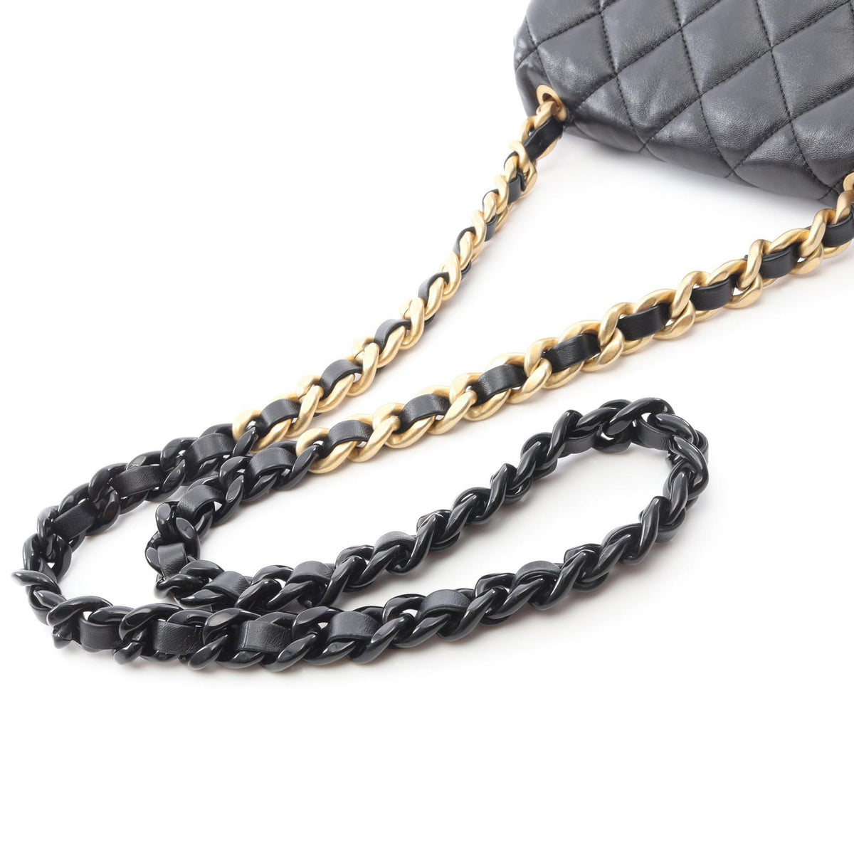 CHANEL Matelasse Lambskin Bag Black