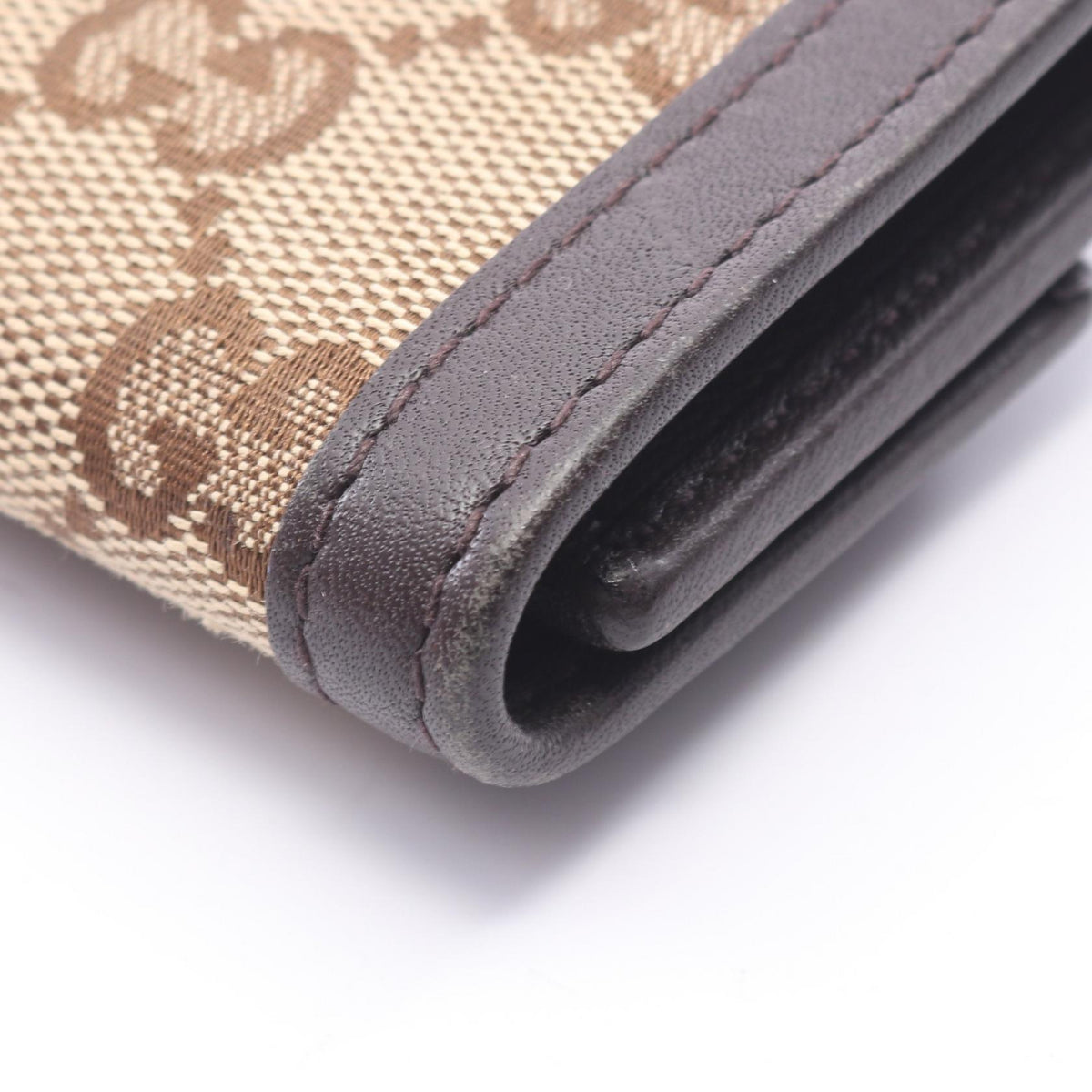 GUCCI Interlocking GG Canvas Case Beige
