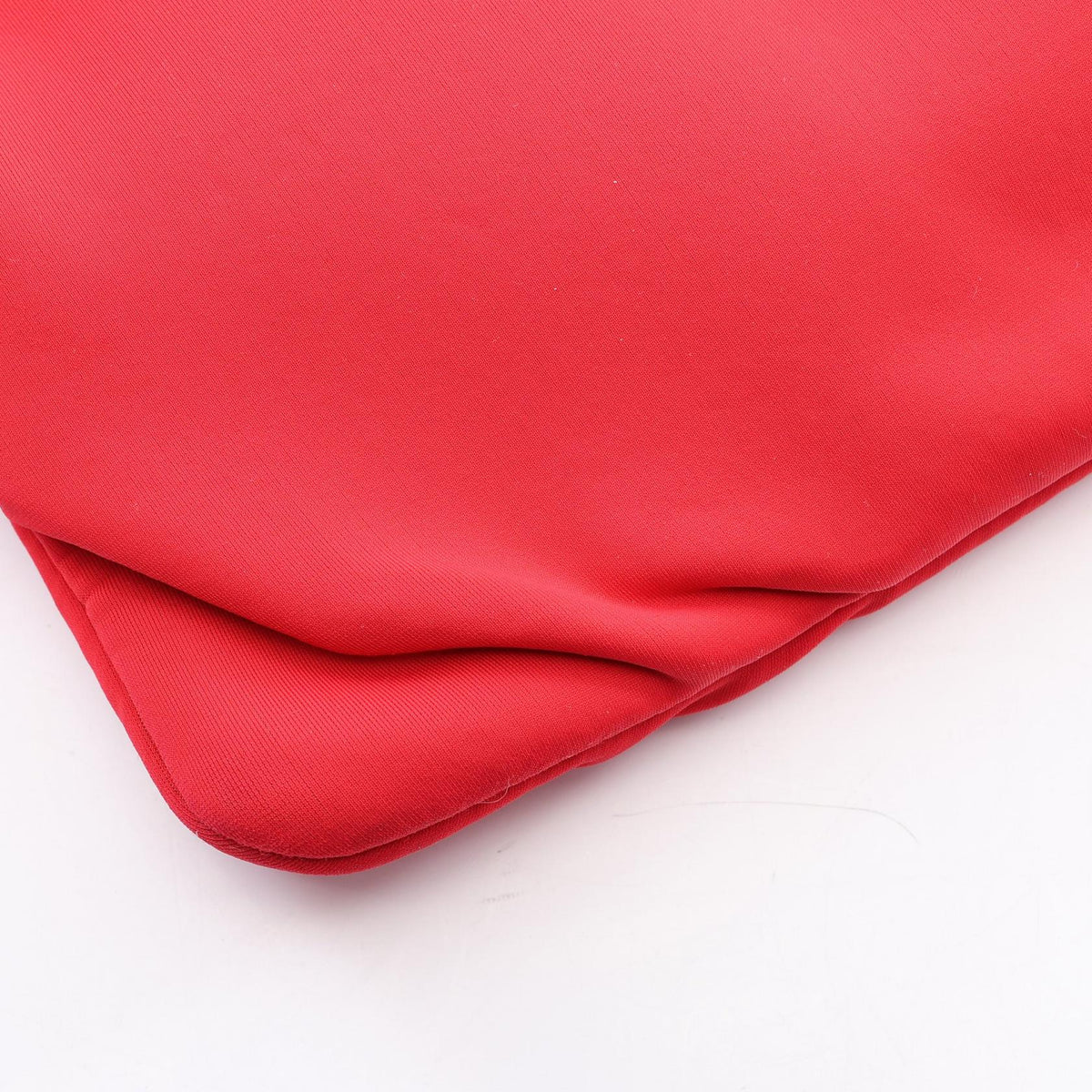 HERMES Neobain MM Polyamide Pouch Red