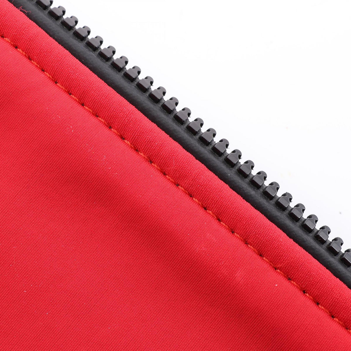 HERMES Neobain MM Polyamide Pouch Red