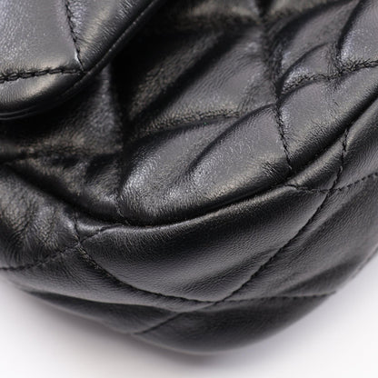 CHANEL Matelasse Leather Shoulder Bag