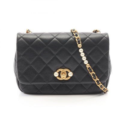 CHANEL Matelassé Leather Shoulder Bag