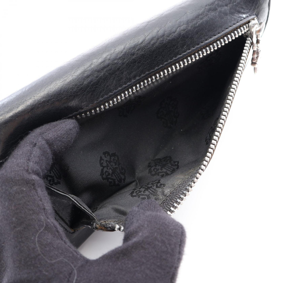 CHROME HEARTS Wave Cross Button Leather Wallet Black