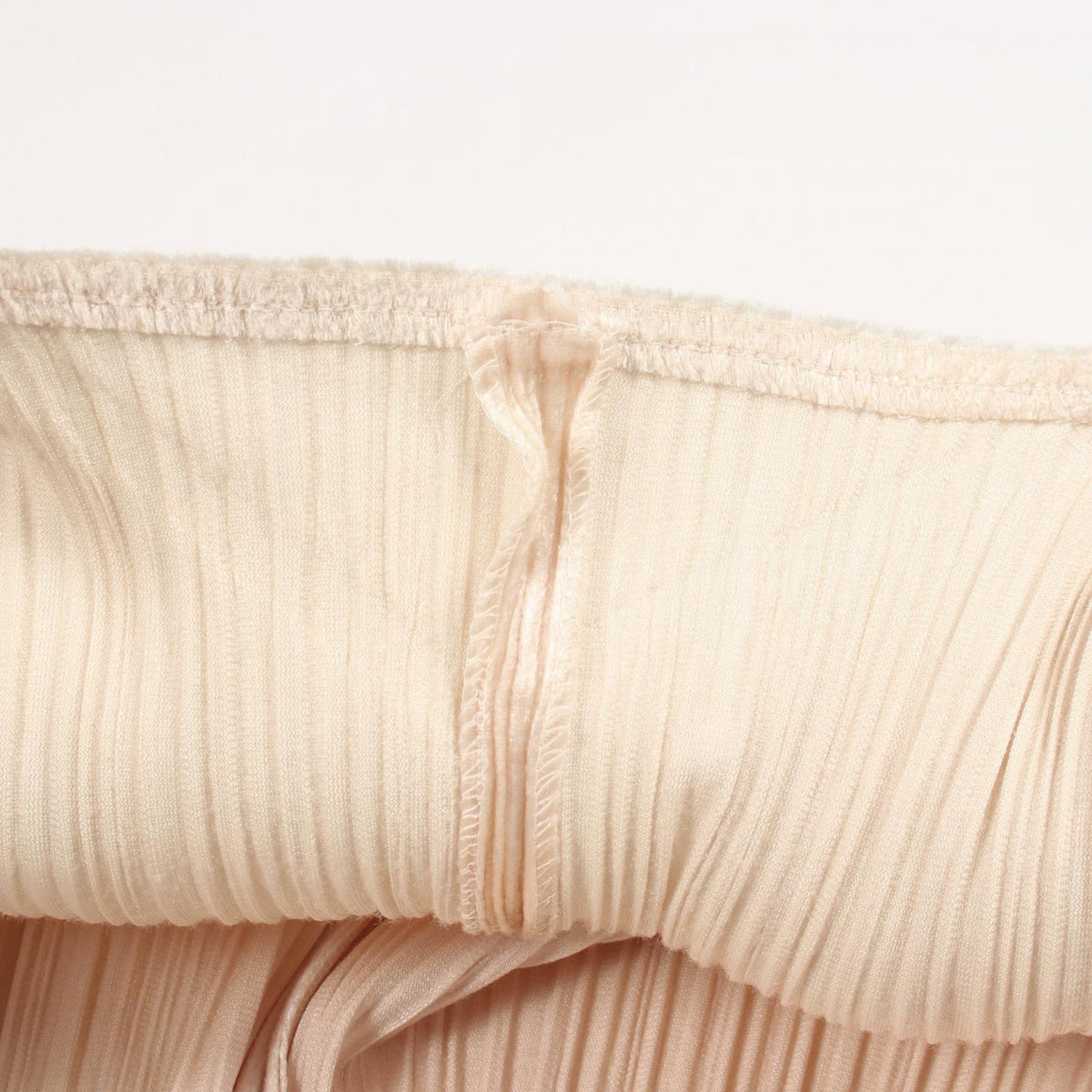 PLEATS PLEASE Pleated Velour Cardigan Beige Size 3