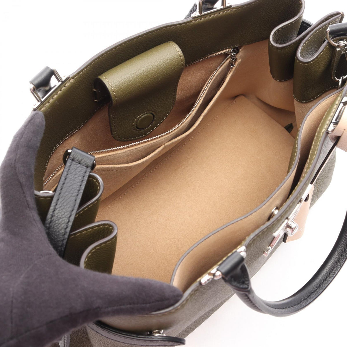 LOUIS VUITTON Lockme Day 2WAY Leather Bag
