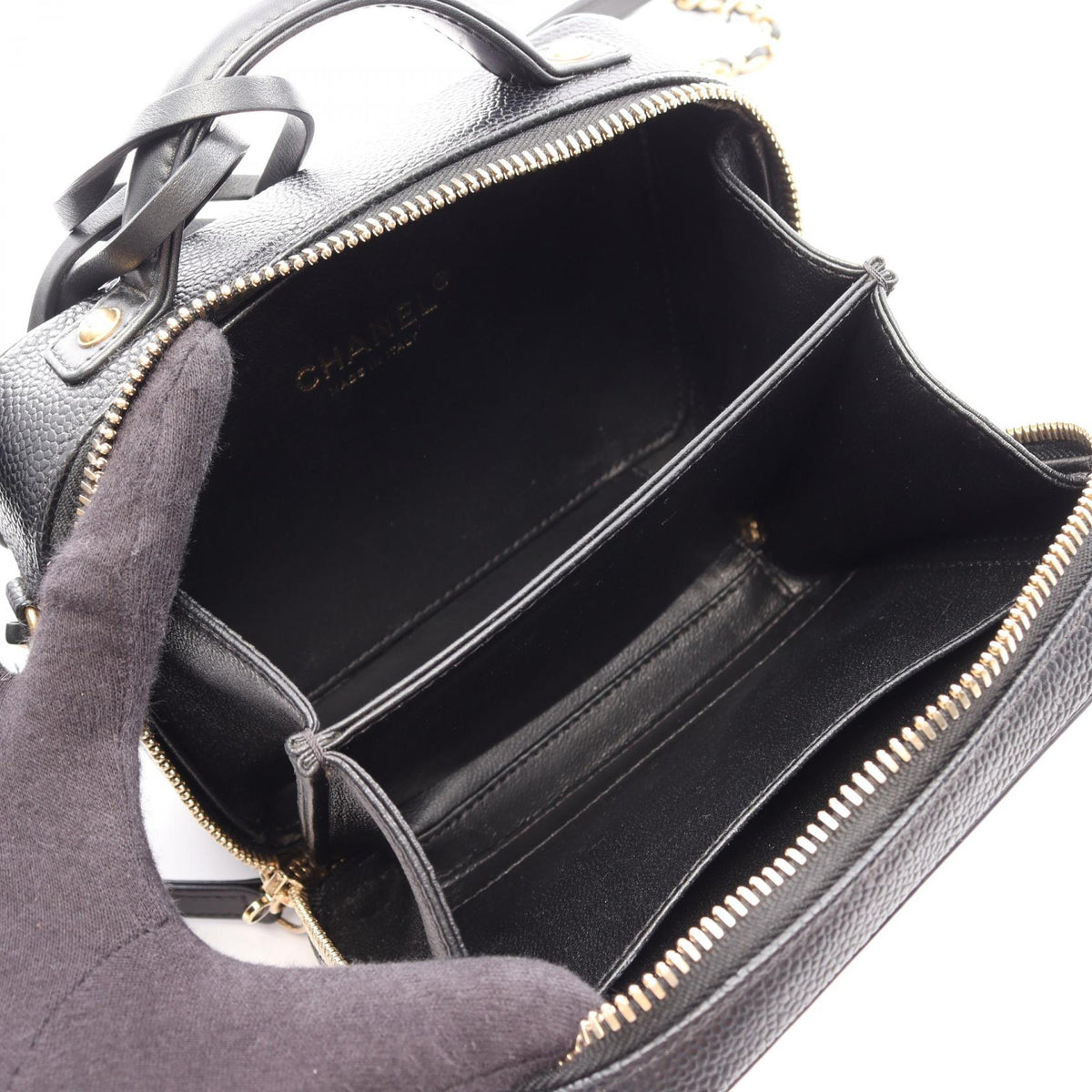 CHANEL CC Filigree Black Shoulder Bag