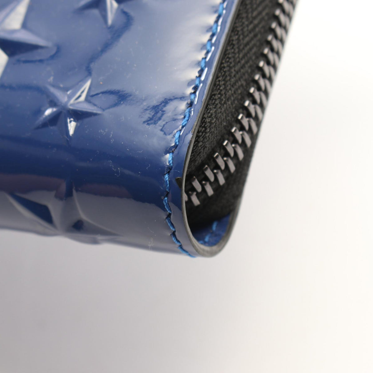 JIMMY CHOO CARNABY Blue Star Patent Wallet