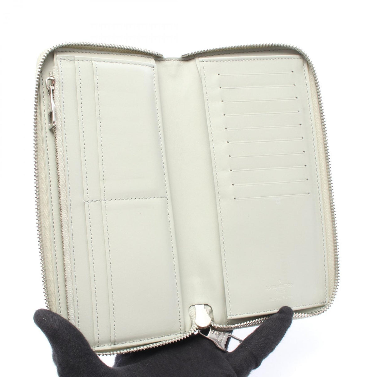 LOUIS VUITTON Zippy Wallet Wallet Green